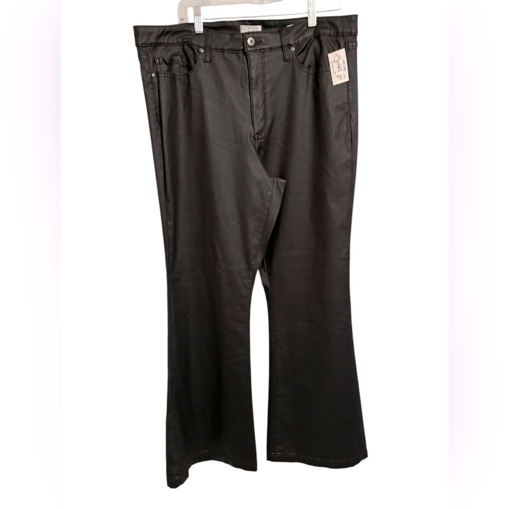 Sofia Vegara leather like jeans Melisa size 18 high rise flare bottom NWT